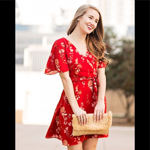 BB Dakota Dresses & Skirts - BB DAKOTA Laselle Cherry Blossom Printed Wrap Dress Size 10